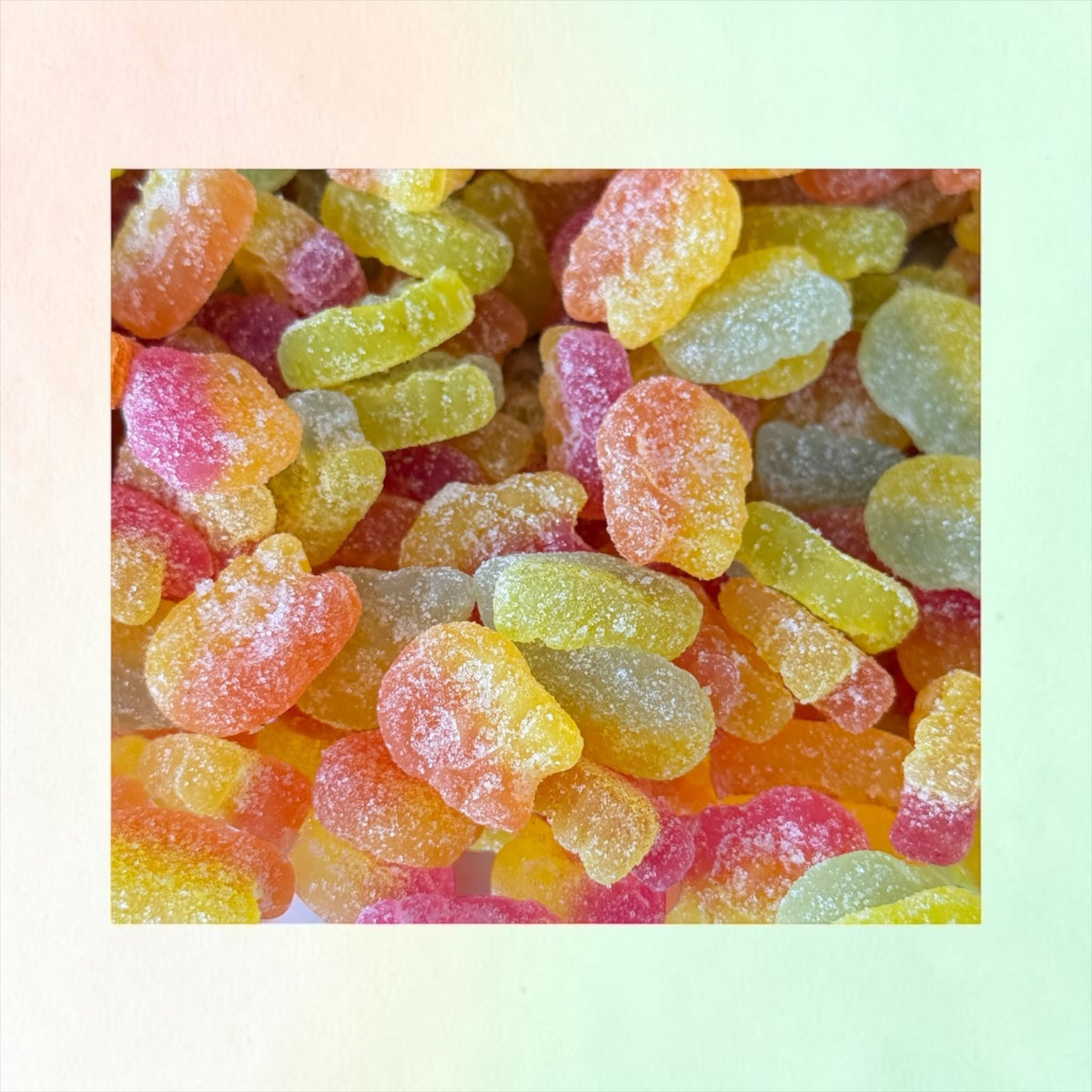Bubs mini sour skulls